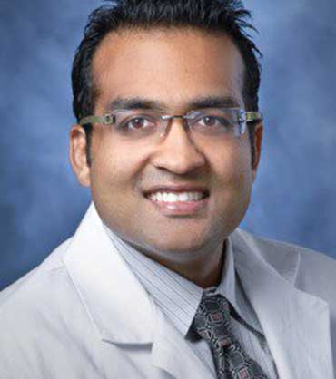 Dr. Vinay Aggarwal, Internal Medicine Physician